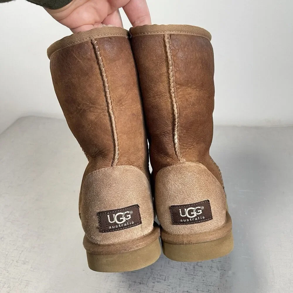 Ugg Classic Short II Boots Suede Shearling Women's Sz 7‎ Chestnut Brown Y2K